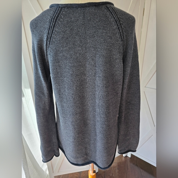 Calvin Klein Women's Knit Long Sleeve Sweater In Gray - Picture 6 of 11
